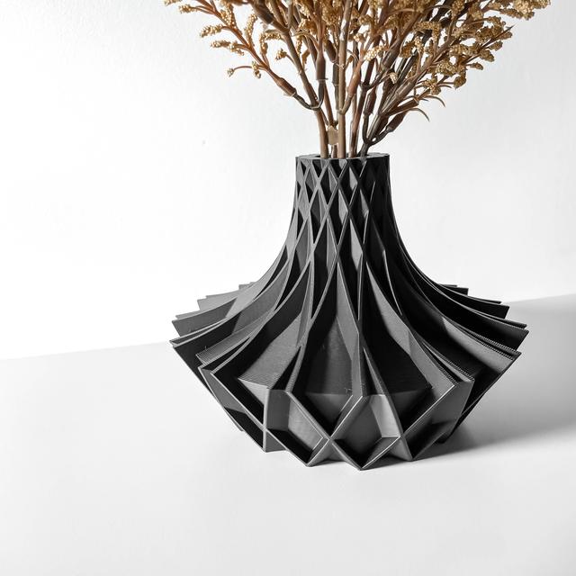 Arkan Short Vase for Dried & Preserved Flower Arrangements
