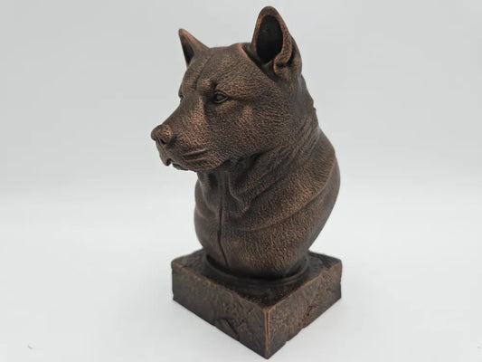 Akita Bust